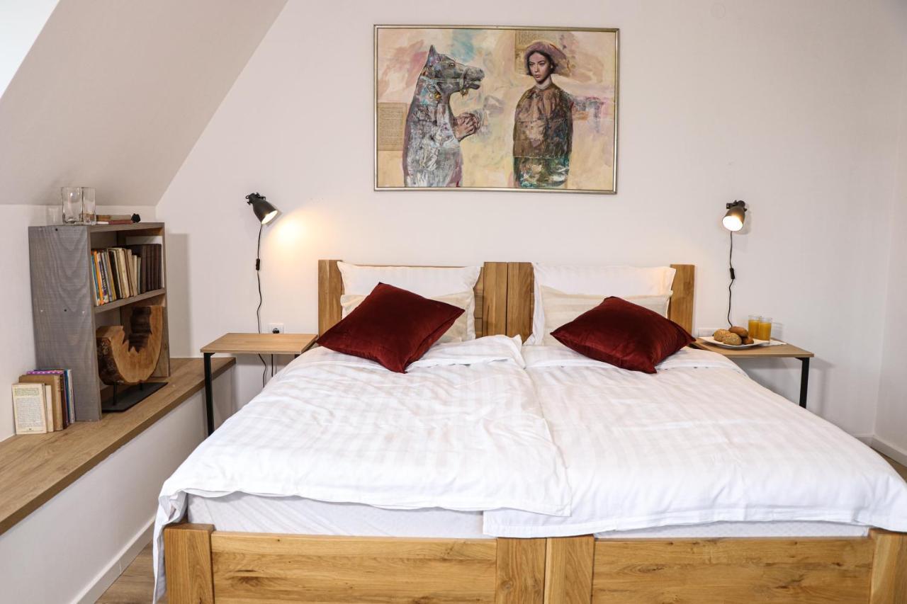 Hôtel Legat Kuca Za Odmor à Pale Extérieur photo