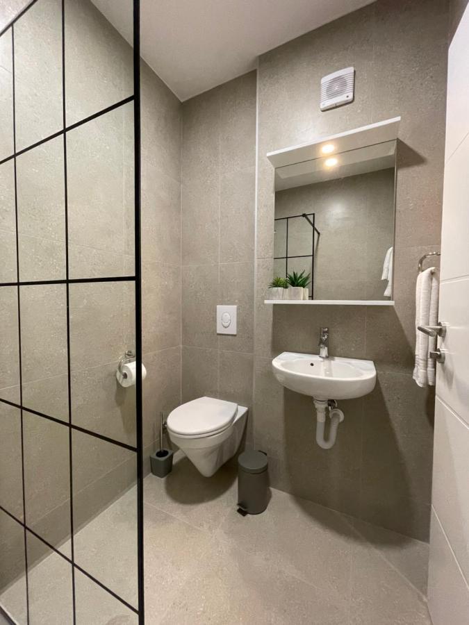 Hôtel Legat Kuca Za Odmor à Pale Extérieur photo