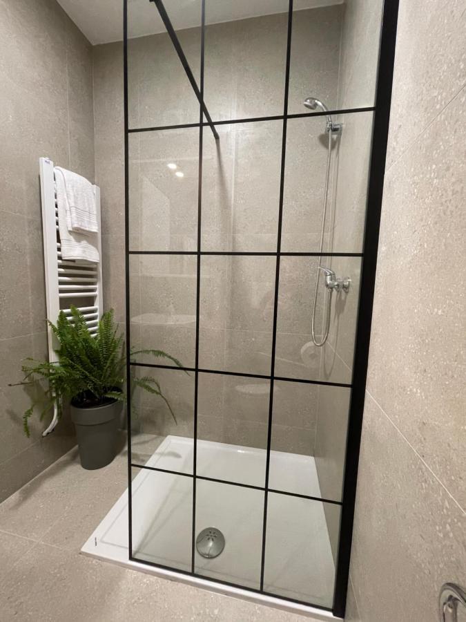 Hôtel Legat Kuca Za Odmor à Pale Extérieur photo