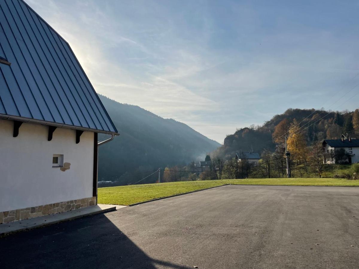 Hôtel Legat Kuca Za Odmor à Pale Extérieur photo