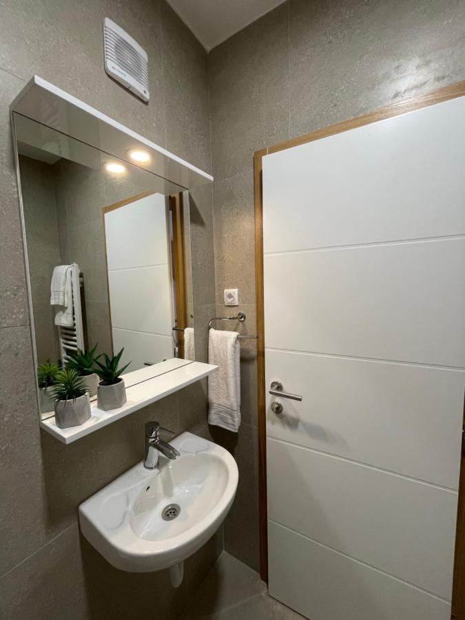 Hôtel Legat Kuca Za Odmor à Pale Extérieur photo
